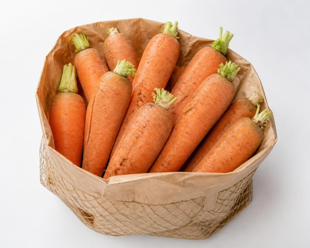 Organic Imported Carrots
